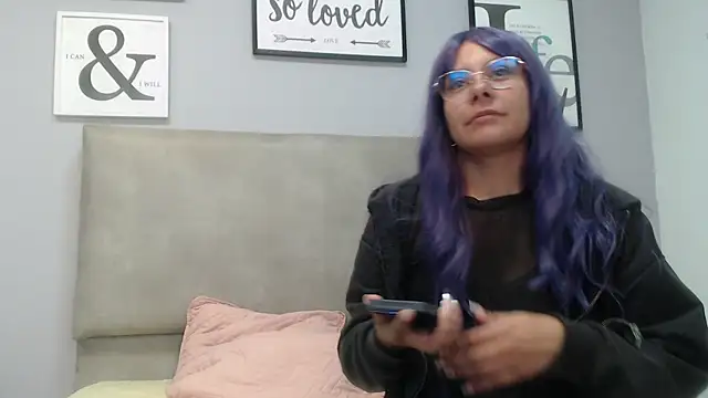 valevicious online show from September 2025 03:48:01 PM