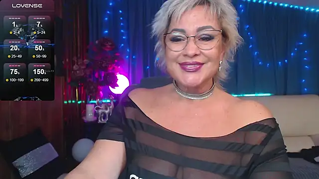 Ellen Ripley online show from December 2024 02:27:02 PM