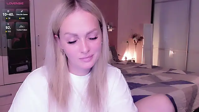 Snapshot of Libby_Nora chatting on October 2025 11:00:01 AM Libby Nora online show from October 2025 11:00:01 AM