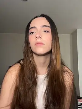 Snapshot of swrennn19 chatting on December 2024 07:04:02 PM swrennn19 online show from December 2024 07:04:02 PM