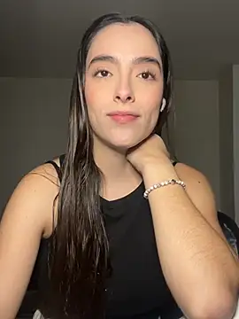 Snapshot of swrennn19 chatting on January 2025 06:35:01 PM swrennn19 online show from January 2025 06:35:01 PM