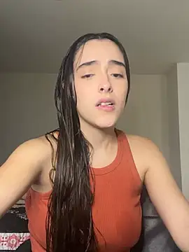 Snapshot of swrennn19 chatting on January 2025 07:29:01 PM swrennn19 online show from January 2025 07:29:01 PM