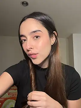 Snapshot of swrennn19 chatting on January 2025 03:39:01 PM swrennn19 online show from January 2025 03:39:01 PM