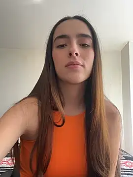 Snapshot of swrennn19 chatting on January 2025 06:55:02 PM swrennn19 online show from January 2025 06:55:02 PM