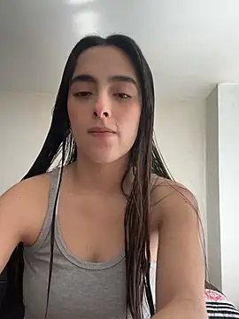 Snapshot of swrennn19 chatting on January 2025 06:31:01 PM swrennn19 online show from January 2025 06:31:01 PM