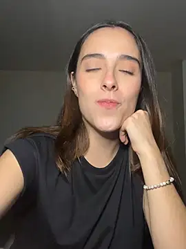 Snapshot of swrennn19 chatting on March 2025 11:15:01 PM swrennn19 online show from March 2025 11:15:01 PM