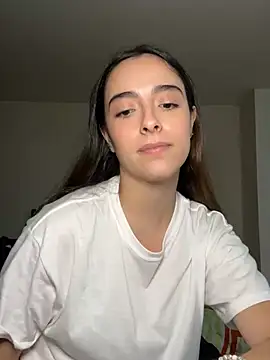 Snapshot of swrennn19 chatting on March 2025 03:48:02 PM swrennn19 online show from March 2025 03:48:02 PM