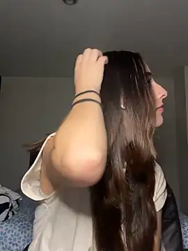 Snapshot of swrennn19 chatting on March 2025 11:02:01 PM swrennn19 online show from March 2025 11:02:01 PM