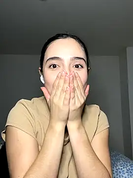 Snapshot of swrennn19 chatting on September 2025 01:28:01 AM swrennn19 online show from September 2025 01:28:01 AM