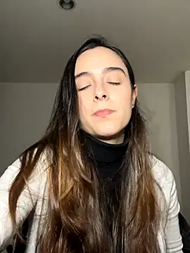 Snapshot of swrennn19 chatting on September 2025 07:14:02 PM swrennn19 online show from September 2025 07:14:02 PM