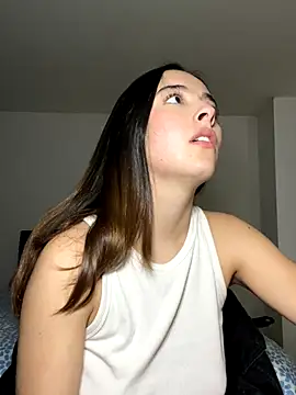 Snapshot of swrennn19 chatting on September 2025 04:07:02 PM swrennn19 online show from September 2025 04:07:02 PM