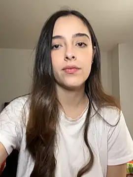 Snapshot of swrennn19 chatting on September 2025 04:06:02 PM swrennn19 online show from September 2025 04:06:02 PM