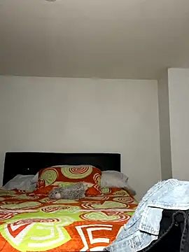 Snapshot of swrennn19 chatting on September 2025 12:55:01 AM swrennn19 online show from September 2025 12:55:01 AM