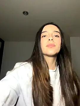 Snapshot of swrennn19 chatting on October 2025 12:18:01 AM swrennn19 online show from October 2025 12:18:01 AM