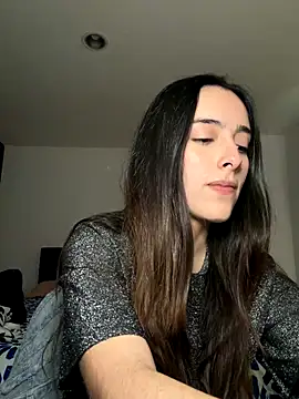 Snapshot of swrennn19 chatting on November 2025 03:25:01 PM swrennn19 online show from November 2025 03:25:01 PM