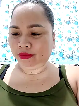 XXLorie 02 online show from February 2025 01:44:01 PM