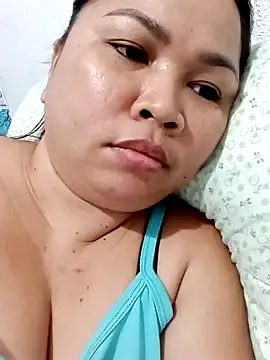 XXLorie 02 online show from February 2025 02:19:02 AM