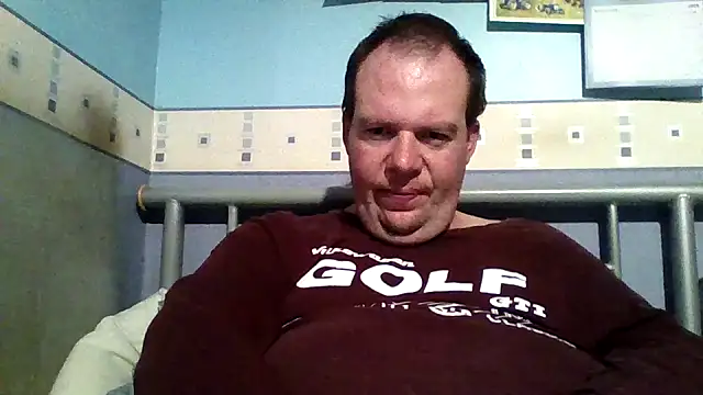 Snapshot of thickdick12331 chatting on November 2025 06:18:02 PM thickdick12331 online show from November 2025 06:18:02 PM