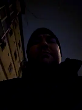 Andrew1900529 online show from December 2024 07:00:02 PM