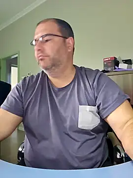 Andrew1900529 online show from September 2025 07:54:01 AM