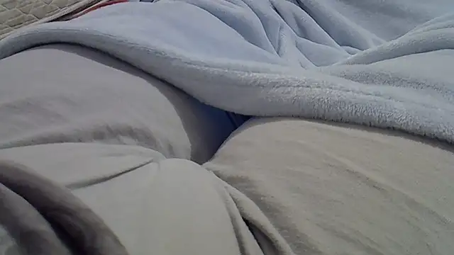 perescam online show from October 2025 09:39:01 PM