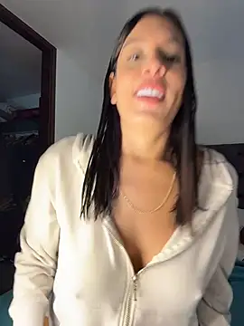 Snapshot of kamivolkano chatting on October 2025 04:20:02 PM kamivolkano online show from October 2025 04:20:02 PM