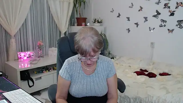 Snapshot of Ghertrude52 chatting on October 2025 03:16:01 AM Ghertrude52 online show from October 2025 03:16:01 AM