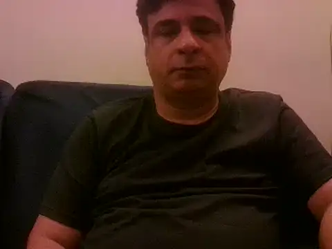 Snapshot of desipapaxxx chatting on February 2025 05:59:01 PM desipapaxxx online show from February 2025 05:59:01 PM