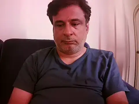 Snapshot of desipapaxxx chatting on March 2025 08:26:01 AM desipapaxxx online show from March 2025 08:26:01 AM