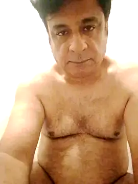 Snapshot of desipapaxxx chatting on September 2025 08:34:02 PM desipapaxxx online show from September 2025 08:34:02 PM