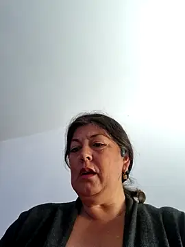 emma tour online show from January 2025 10:02:01 PM