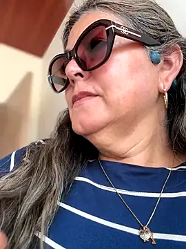 emma tour online show from November 2025 09:35:01 PM