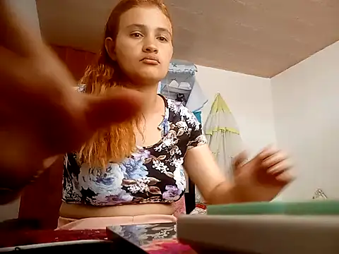 Mia davis01 online show from December 2024 05:00:01 PM