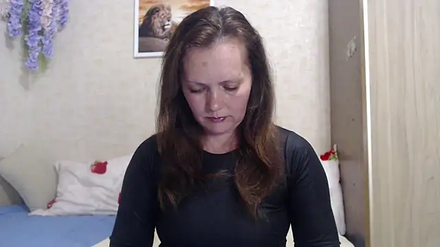 SheLion online show from October 2025 04:29:02 PM