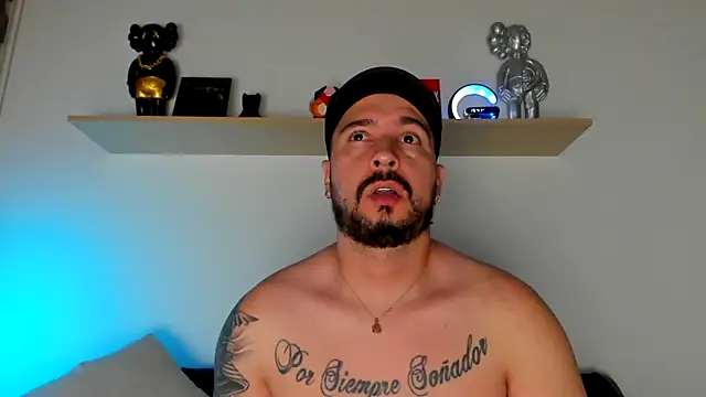 camilo restrepo21 online show from December 2024 12:41:01 AM