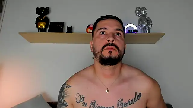 camilo restrepo21 online show from January 2025 12:12:02 AM