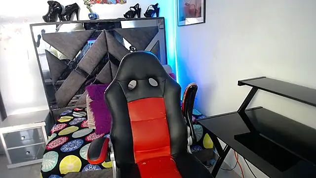 Snapshot of Salo_hot04 chatting on September 2025 10:24:02 PM Salo hot04 online show from September 2025 10:24:02 PM