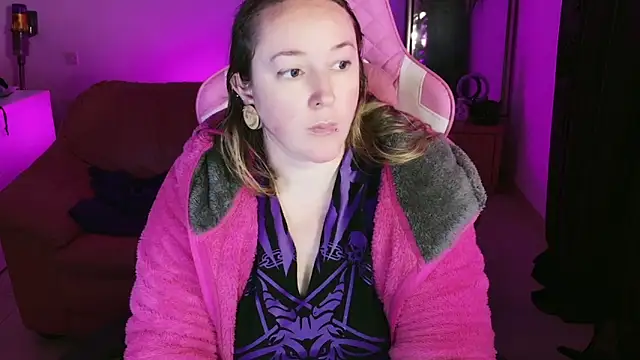 Snapshot of kisicaxx chatting on January 2025 05:22:02 PM kisicaxx online show from January 2025 05:22:02 PM