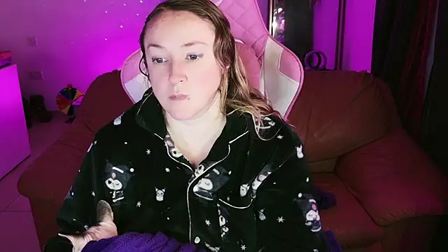 Snapshot of kisicaxx chatting on January 2025 06:37:02 PM kisicaxx online show from January 2025 06:37:02 PM
