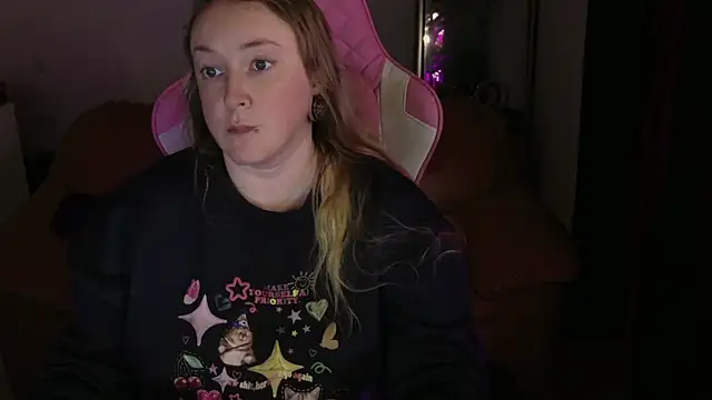 Snapshot of kisicaxx chatting on January 2025 07:17:02 PM kisicaxx online show from January 2025 07:17:02 PM