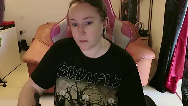 Snapshot of kisicaxx chatting on January 2025 02:52:02 PM kisicaxx online show from January 2025 02:52:02 PM