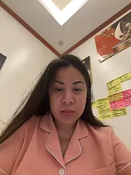 Snapshot of Tightwetholesxx chatting on November 2025 03:27:01 AM Tightwetholesxx online show from November 2025 03:27:01 AM