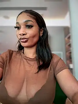 Snapshot of __Nessa__ chatting on October 2025 11:40:01 AM Nessa online show from October 2025 11:40:01 AM