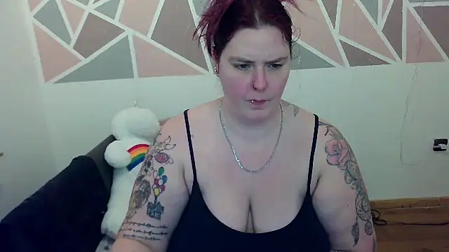 JoyceKyra91 online show from February 2025 04:50:02 PM