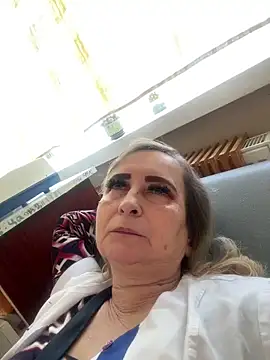 Irina2909xh online show from March 2025 11:53:02 AM