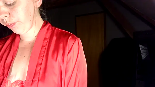 MissGirly online show from September 2025 07:36:01 PM