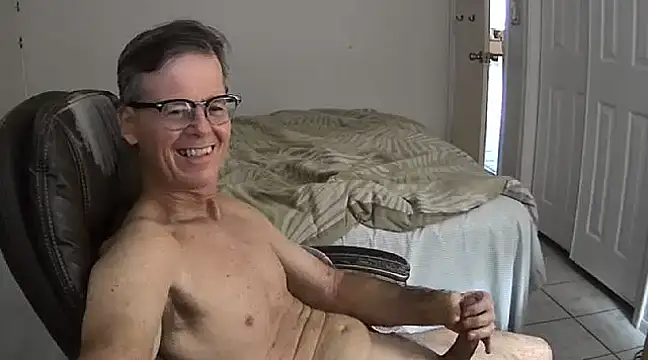 nakeedcowboi65 online show from December 2024 01:05:02 PM