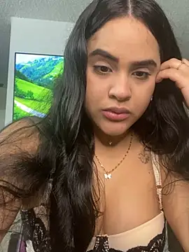 Snapshot of Maria_ruiz chatting on January 2025 06:05:01 AM Maria ruiz online show from January 2025 06:05:01 AM