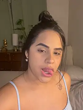 Snapshot of Maria_ruiz chatting on January 2025 05:32:01 AM Maria ruiz online show from January 2025 05:32:01 AM