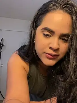 Snapshot of Maria_ruiz chatting on January 2025 06:24:01 AM Maria ruiz online show from January 2025 06:24:01 AM